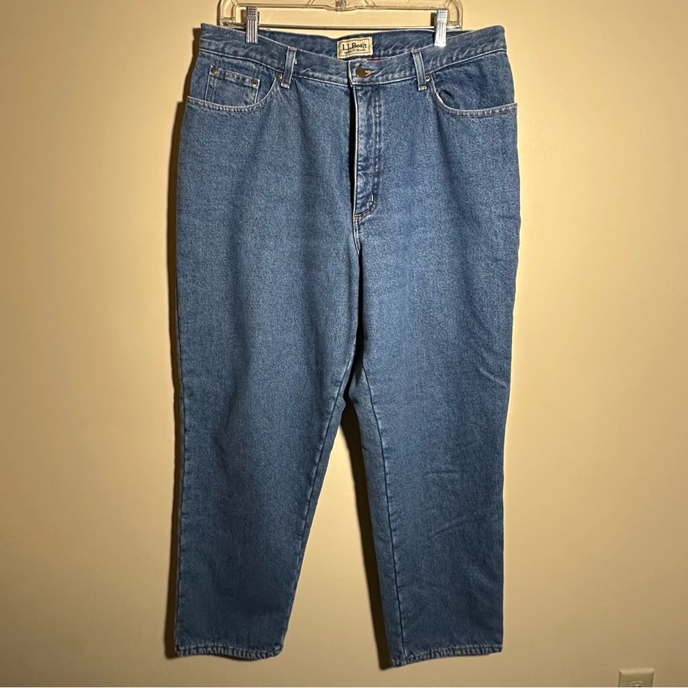 Classic High-Rise Women’s Blue Denim Jeans with Red Fleece Lining - Picture 3 of 12